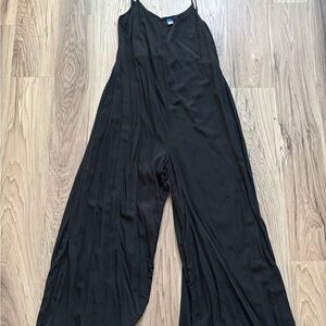 Old Navy Black Women's Jumpsuit